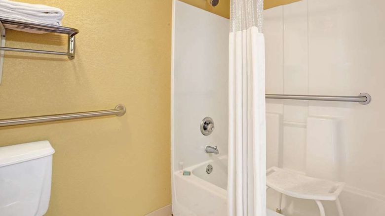 <b>Travelodge Forest Park Atlanta South Room</b>. Images powered by <a href="https://iceportal.shijigroup.com/" title="IcePortal" target="_blank">IcePortal</a>.