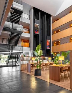 Innside Barcelona Airport