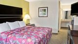 <b>Howard Johnson Express  Houston Downtown Room</b>. Images powered by <a href="https://iceportal.shijigroup.com/" title="IcePortal" target="_blank">IcePortal</a>.