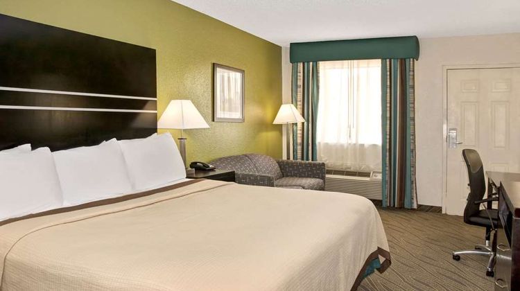 Howard Johnson Express  Houston Downtown Room