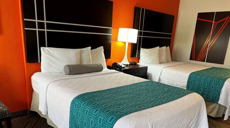Howard Johnson Express  Houston Downtown Room