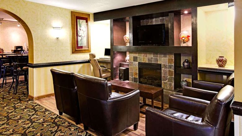 <b>Days Inn Charlotte/Woodlawn Lobby</b>. Images powered by <a href="https://iceportal.shijigroup.com/" title="IcePortal" target="_blank">IcePortal</a>.