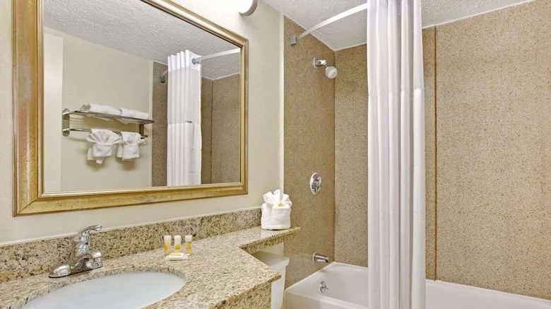 <b>Days Inn Charlotte/Woodlawn Room</b>. Images powered by <a href="https://iceportal.shijigroup.com/" title="IcePortal" target="_blank">IcePortal</a>.