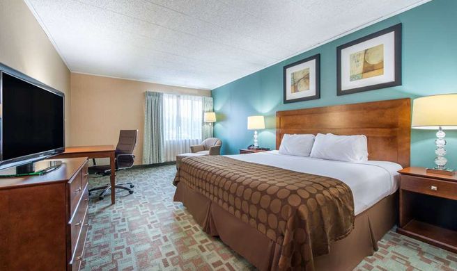 Ramada Vineland Room