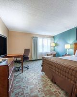Ramada Vineland