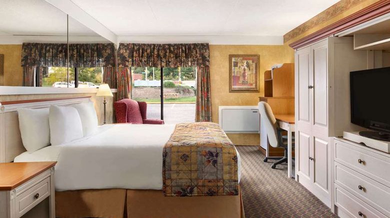<b>Travelodge Owen Sound Suite</b>. Images powered by <a href="https://iceportal.shijigroup.com/" title="IcePortal" target="_blank">IcePortal</a>.