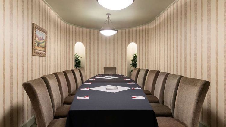 Ramada Downtown Hotel & Conv Ctr Meeting