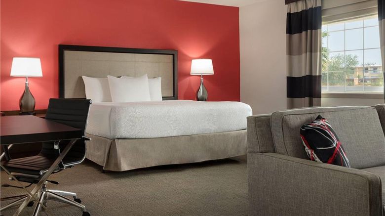 <b>Ramada Del Rio Suite</b>. Images powered by <a href="https://iceportal.shijigroup.com/" title="IcePortal" target="_blank">IcePortal</a>.