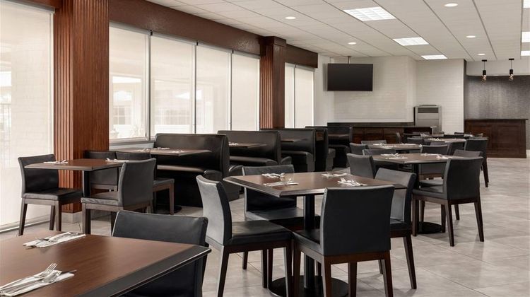 Ramada Del Rio Restaurant