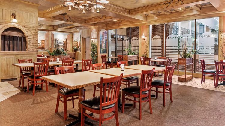 Ramada Fredericton Restaurant