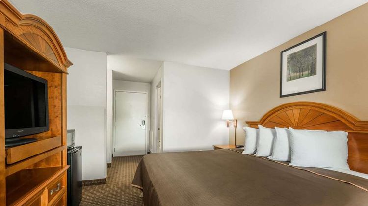 Howard Johnson Inn & Suites Allentown Room