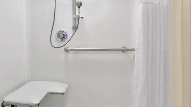 <b>Howard Johnson Inn & Suites Allentown Room</b>. Images powered by <a href="https://iceportal.shijigroup.com/" title="IcePortal" target="_blank">IcePortal</a>.