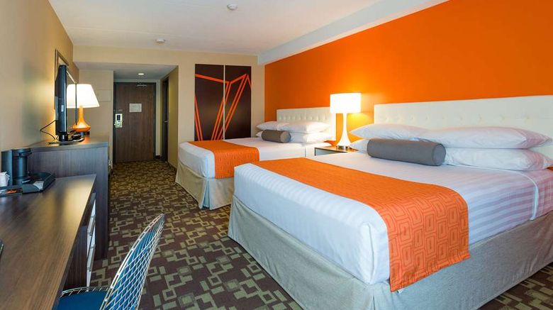 <b>Howard Johnson Hotel By The Falls Room</b>. Images powered by <a href="https://iceportal.shijigroup.com/" title="IcePortal" target="_blank">IcePortal</a>.
