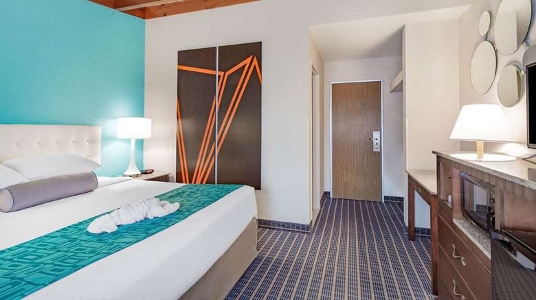 <b>Howard Johnson Inn Bangor Room</b>. Images powered by <a href="https://iceportal.shijigroup.com/" title="IcePortal" target="_blank">IcePortal</a>.