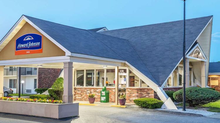 Howard Johnson Inn Bangor Exterior