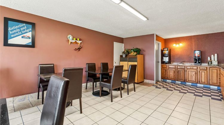 Howard Johnson Inn, Albany Restaurant