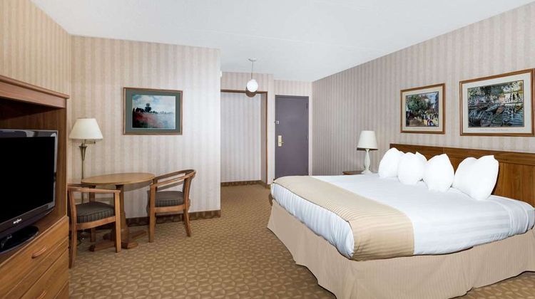 Ramada Watertown Suite