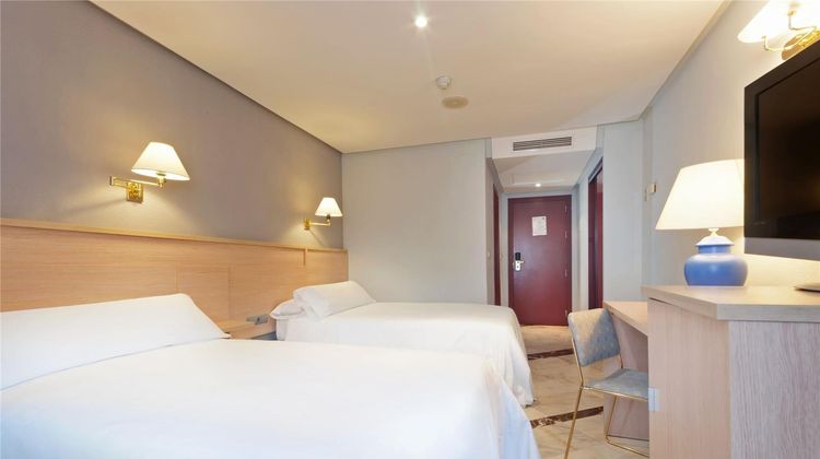 Hotel Puertollano Room
