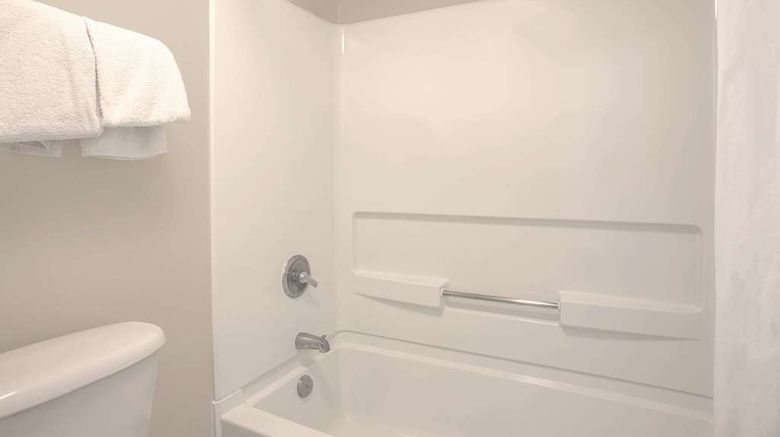 <b>Knights Inn Nashville-Antioch Room</b>. Images powered by <a href="https://iceportal.shijigroup.com/" title="IcePortal" target="_blank">IcePortal</a>.