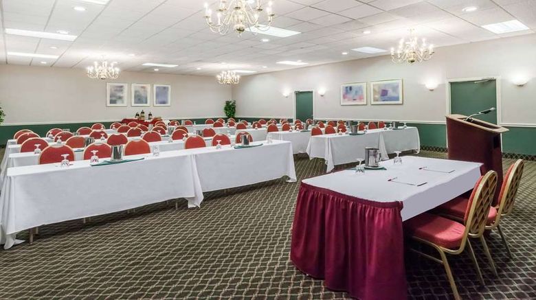 <b>Baymont Queensbury/Lake George Meeting</b>. Images powered by <a href="https://iceportal.shijigroup.com/" title="IcePortal" target="_blank">IcePortal</a>.