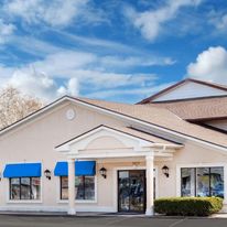 Howard Johnson Express Inn
