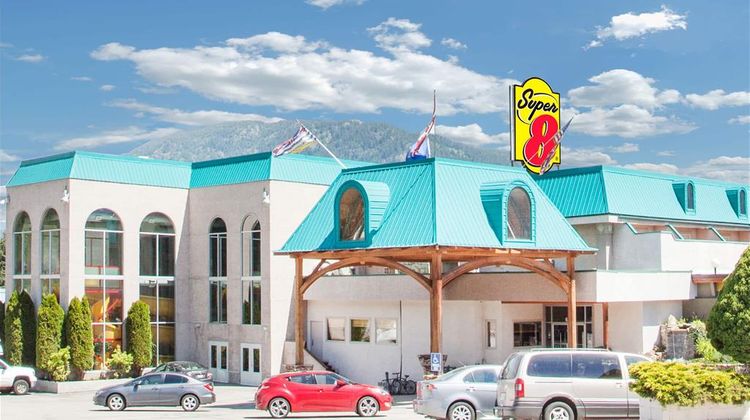 Super 8 Castlegar Exterior