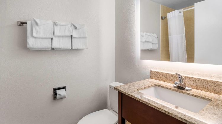 Howard Johnson Inn - Vero Beach Room