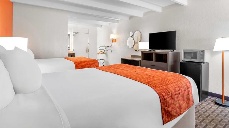 Howard Johnson Inn - Vero Beach Room