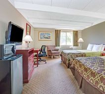 Travelodge Iowa City Room