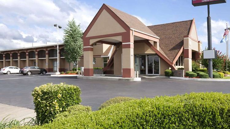 Howard Johnson Inn Oklahoma City Exterior