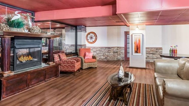 Howard Johnson Plaza Hotel - Oceanfront Lobby