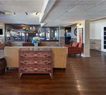 Howard Johnson Plaza Hotel - Oceanfront Lobby