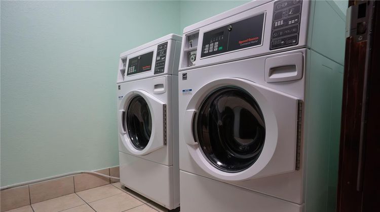 Ramada Tukwila Southcenter Recreation