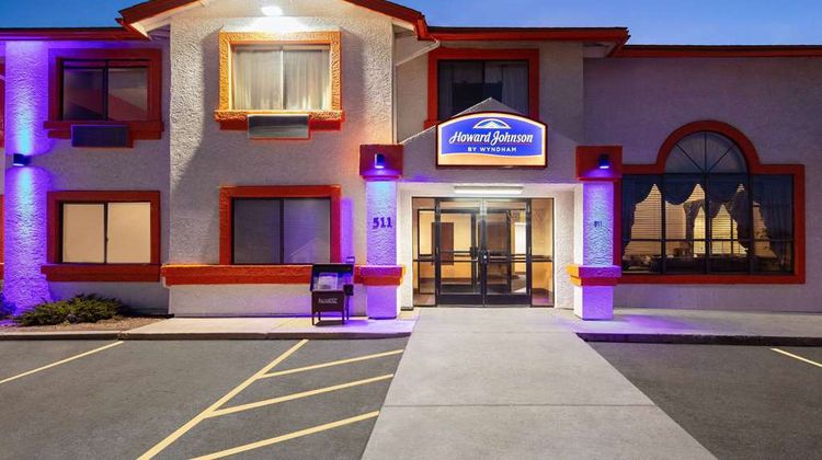 Howard Johnson Express Inn Exterior