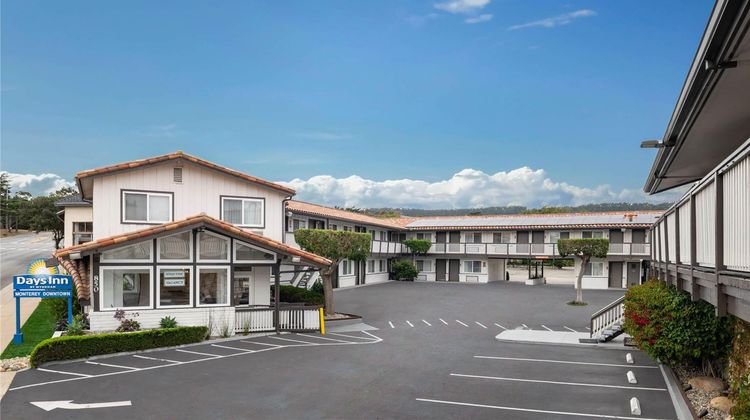 Days Inn Monterey Downtown Exterior