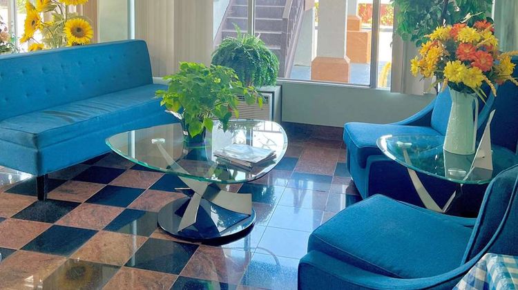 Days Inn Ashland Lobby