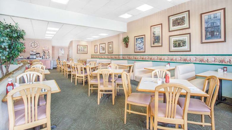 <b>Howard Johnson Inn Atlantic City Restaurant</b>. Images powered by <a href="https://iceportal.shijigroup.com/" title="IcePortal" target="_blank">IcePortal</a>.