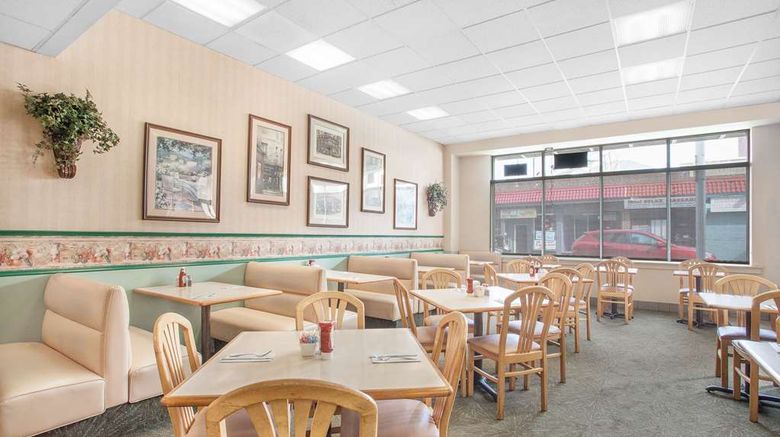 <b>Howard Johnson Inn Atlantic City Restaurant</b>. Images powered by <a href="https://iceportal.shijigroup.com/" title="IcePortal" target="_blank">IcePortal</a>.