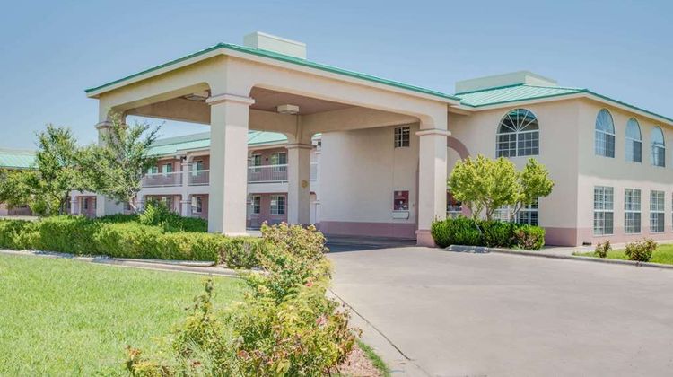 Days Inn Fort Stockton Exterior