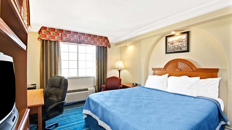 <b>Days Inn San Antonio Airport Room</b>. Images powered by <a href="https://iceportal.shijigroup.com/" title="IcePortal" target="_blank">IcePortal</a>.