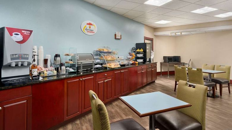 <b>Super 8 West Greenwich/Providence Restaurant</b>. Images powered by <a href="https://iceportal.shijigroup.com/" title="IcePortal" target="_blank">IcePortal</a>.