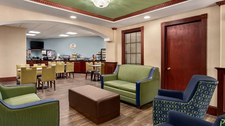 <b>Super 8 West Greenwich/Providence Lobby</b>. Images powered by <a href="https://iceportal.shijigroup.com/" title="IcePortal" target="_blank">IcePortal</a>.