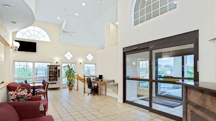 Howard Johnson Express Inn Blackwood Lobby