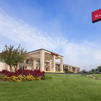 Ramada Pelham