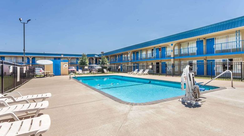 <b>Knights Inn Murfreesboro Pool</b>. Images powered by <a href="https://iceportal.shijigroup.com/" title="IcePortal" target="_blank">IcePortal</a>.