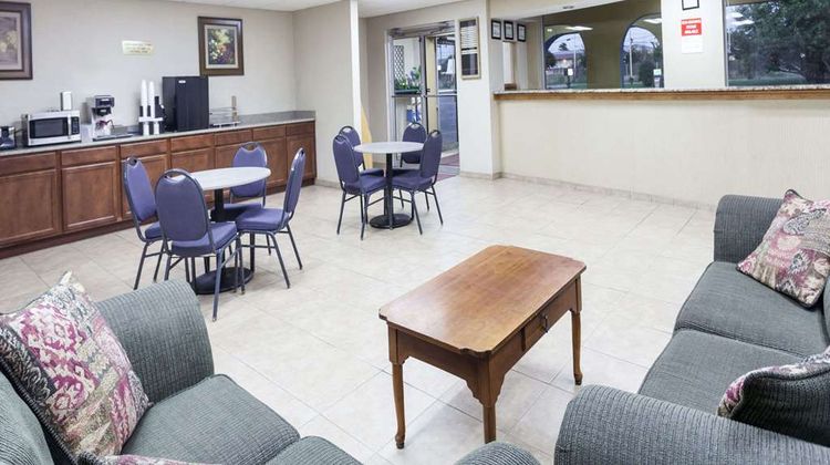 Knights Inn Murfreesboro Lobby