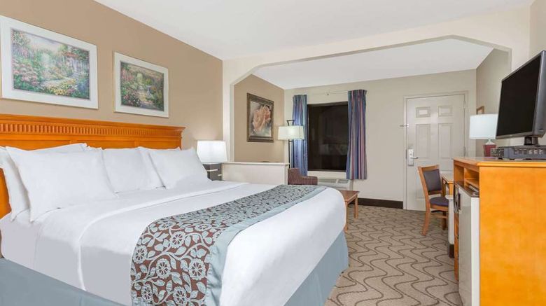<b>Days Inn Elberton Room</b>. Images powered by <a href="https://iceportal.shijigroup.com/" title="IcePortal" target="_blank">IcePortal</a>.