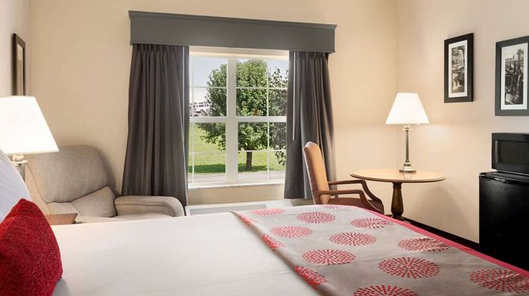 Ramada Pigeon Forge North Room