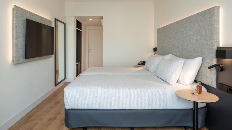 <b>Hotel San Sebastian Orly, Aff by Melia Room</b>. Images powered by <a href="https://iceportal.shijigroup.com/" title="IcePortal" target="_blank">IcePortal</a>.