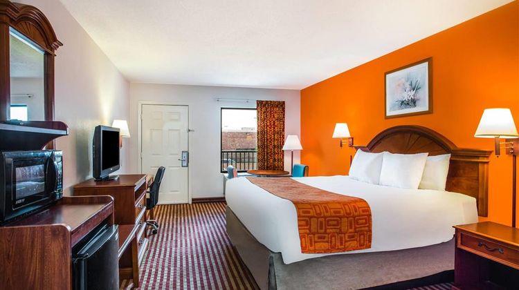 Howard Johnson Inn - Panama City Room
